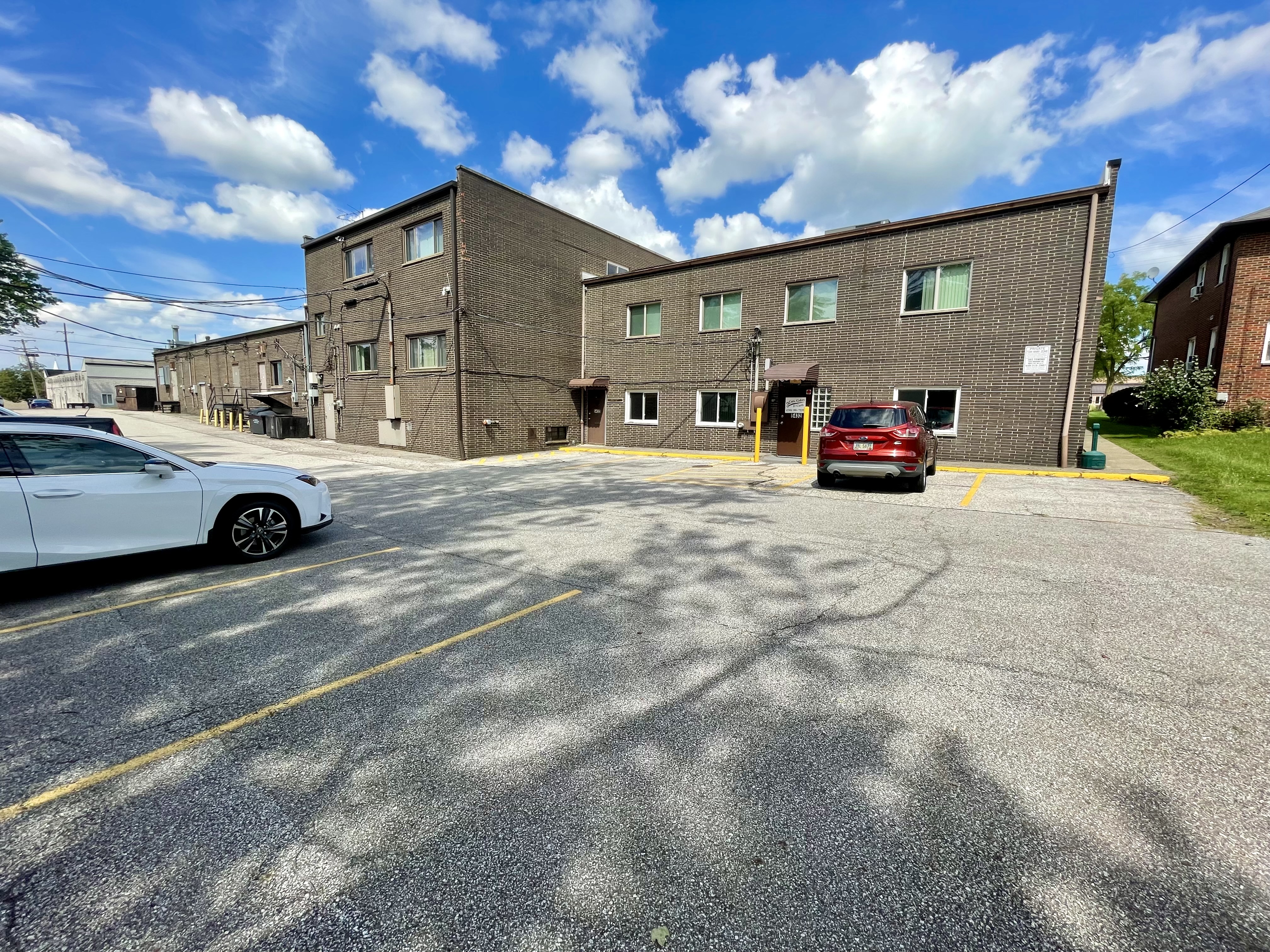 Property Photo #1